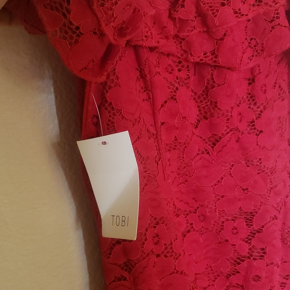 FIONA LACE RED BODYCON DRESS - Picture 3 of 4